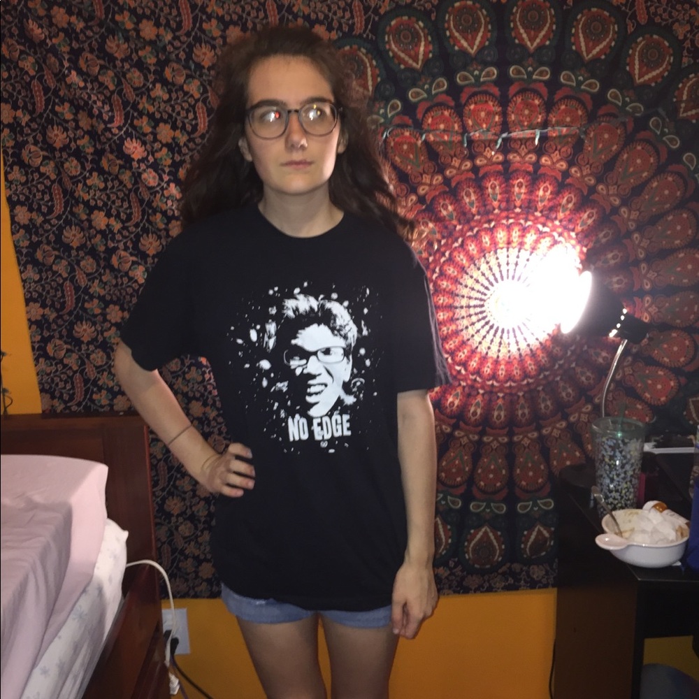 Hank Green No Edge Tee Vlogbrothers DFTBA Records